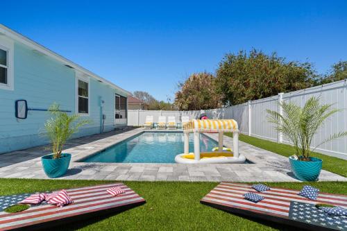 Sparking Pool Steps to Beach Game Room TVs BBQ – khách sạn tại Bãi biển Butler