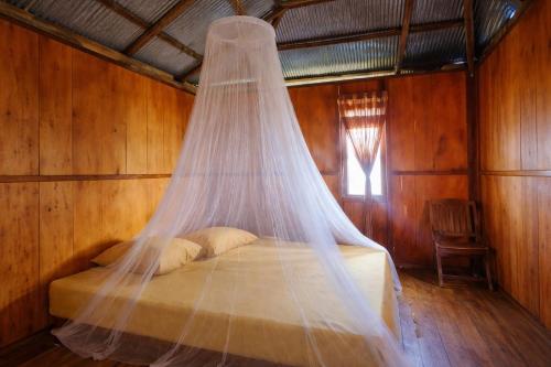 Nur Homestay, Mini Resto & Souvenir in Popolii