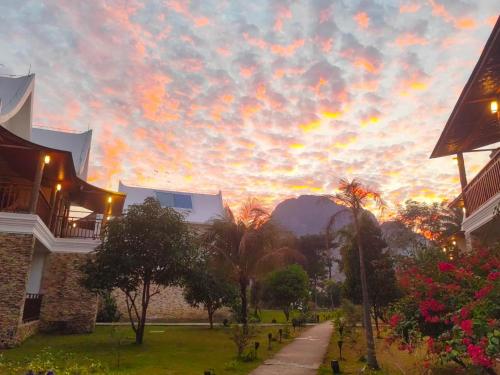 Vangvieng Lina hotel – khách sạn tại Ban Phoudindeng