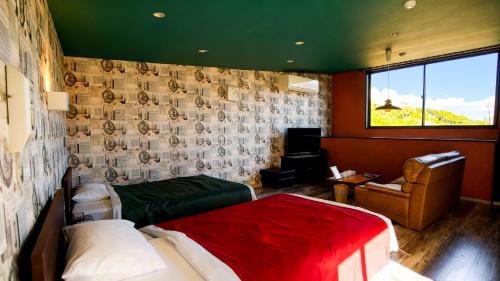 room detail thumbnail 1