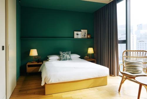 room detail thumbnail 0