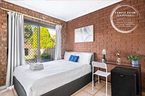Quiet Crescent Stay in Liverpool - Comfortable Double Room - Shared Bathroom - Sydney