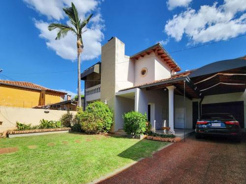 Don Alfonso 3-Bed Home Patio Paradise and BBQ Haven