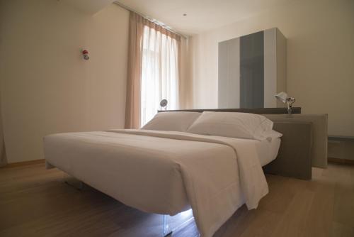 Verona Design - image 11