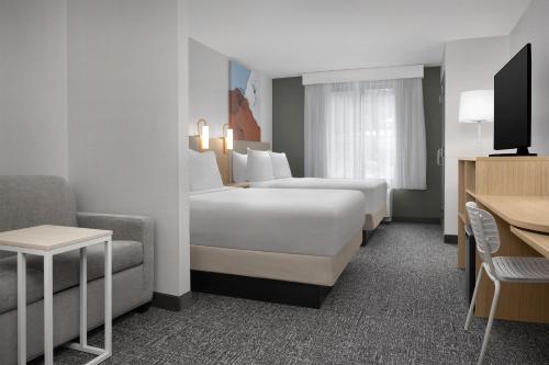 Spark by Hilton Vestal Binghamton University Area in Willow Point (NY)