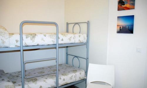 Apartment close to the beach - image 4