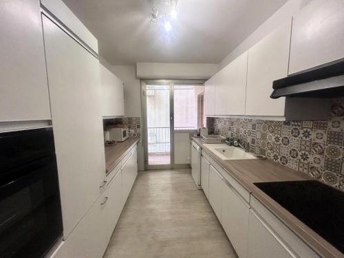Residence Palm Beach - maeva Home - Appartement front de mer climatise 3 pieces 6 personnes - Exclus in 勒庫爾薛