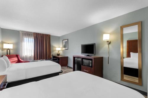 Quality Inn Waverly - image 25