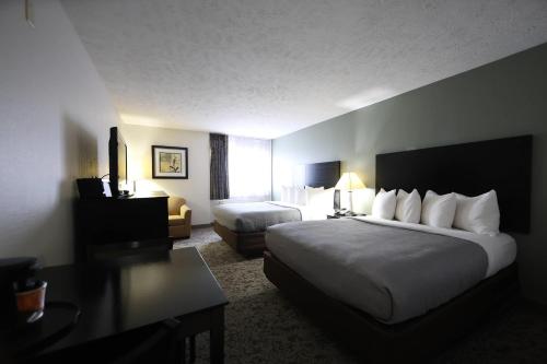 Quality Inn & Suites Conference Center Mattoon - image 36