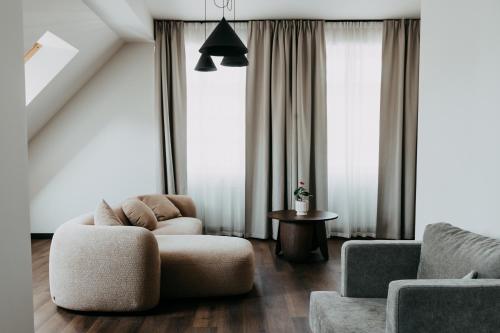 Arche Apartamenty Przy Klasztorze – khách sạn tại Psie Pole