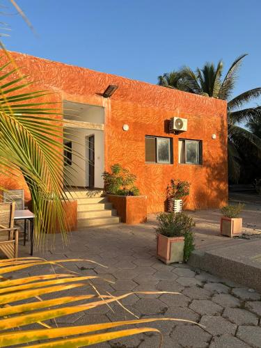 Villa avec piscine et pieds dans l'eau in Palmarin