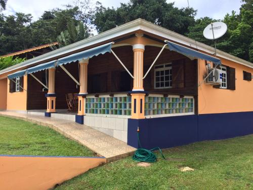 Tempat Masuk, villa sofaia Guadeloupe in Sainte Rose