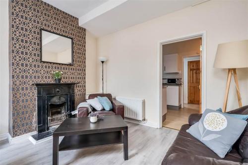 Beautiful 2 Bed House, South Belfast. 7 Minutes city centre. – khách sạn tại Ormeau