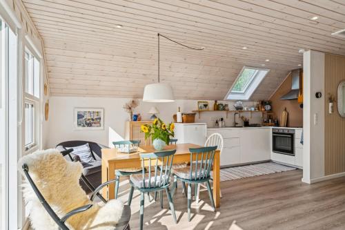 Exterior view, Cozy Holiday Cottage Near Ebeltoft Close To Beaches, Nature And City Charm in Ebeltoft