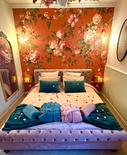 Suite romantique Bridgerton, double balnéo et lit King Size