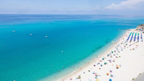 Central Tropea Apartments - Perla & Corallo - image 5