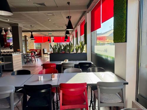 酒吧/高級酒吧, 宜必思卡托維茲扎布熱酒店 (ibis Katowice Zabrze) in 扎布熱