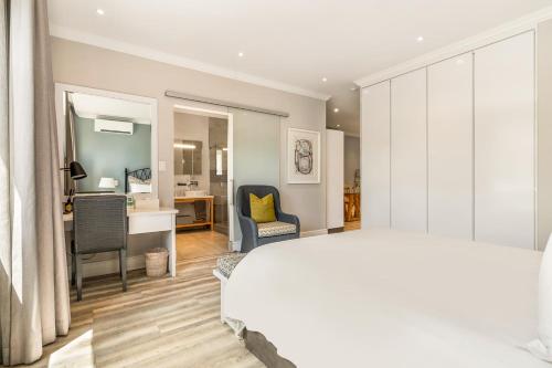 Studio Stay on Sixty6 Room Type - One-Bedroom Deluxe Apartment