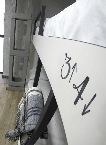 Quartier Bilbao Hostel - image 11