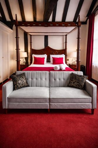 The Angel Posting House & Livery in Guildford