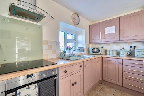 Sea view cottage near snowdon & coastal trails in Penmaenmawr