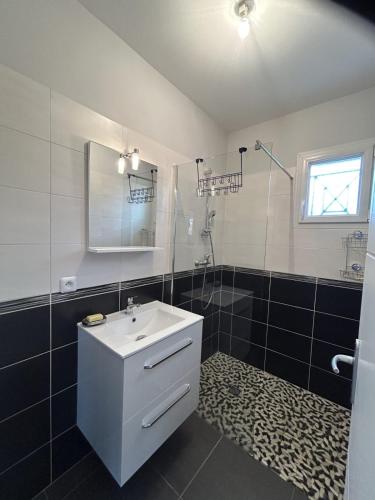 Beautiful 2-bedroom family home in Lanton