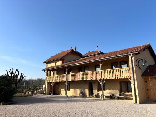 Gîte du Domaine du Pin gîte à louer La Chapelle-du-Châtelard