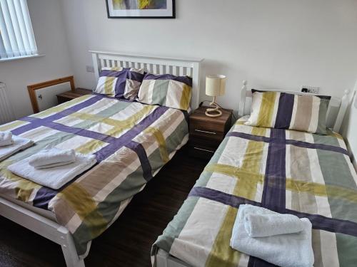 Spacious 3-Bedroom House Near Leeds City Centre By Homebird Property Management Short Lets & Serviced Accommodation Leeds With En-Suite Bathrooms & Free Parking, Leeds (foto 4)