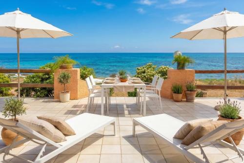Villa seashore of the Marina of Sorso, 3 rooms, veranda on the sea, garden gîte à louer Tonnara
