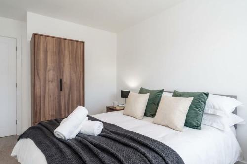 Contemporary 1 Bedroom Liverpool Apartment, Liverpool (photo 10)