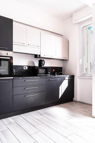 Sturla Modern Apartment by Wonderful Italy - image 5