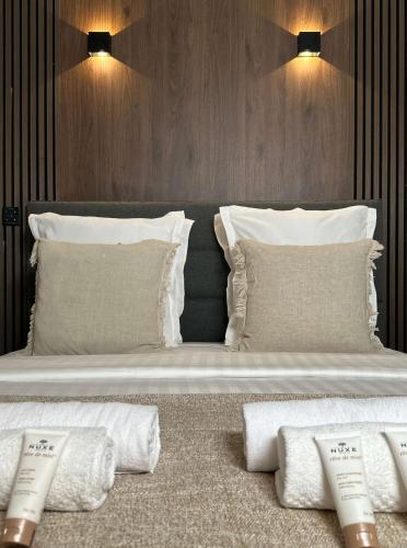 Louvre - Premium apartment near the Marais for 4 - image 6