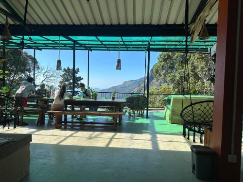 레스토랑, Beyond Nomad Luxury Hostel in 엘라