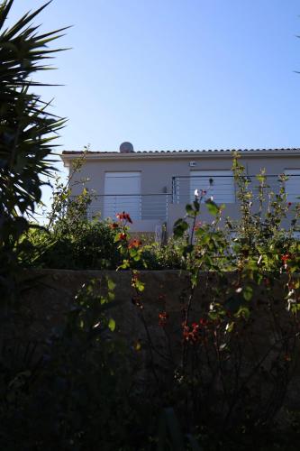 Villa Savvina, Sea Views Akrata near Beach & Ski Resort gîte à louer Aíyira