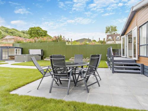 Iekārtas, 3 Bed in Shrewsbury oc-94112 in Bentlawnt