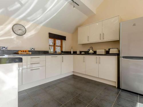 设施服务, 2 Bed in Ludlow oc-59293 in 奥尔莱顿