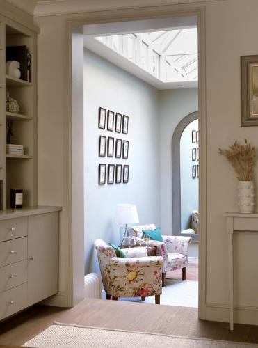 Kings Road Chelsea 3 bed house - image 14