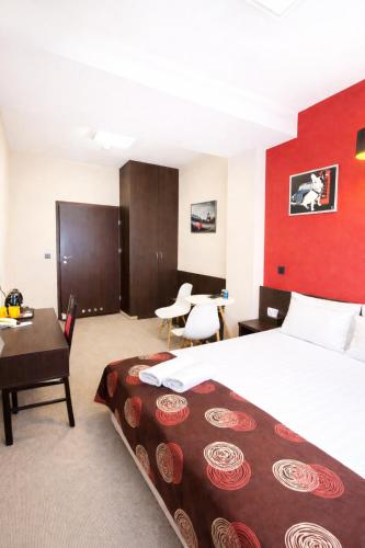 Hotel Ajax – Janki
