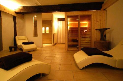桑拿, Apartment 180 qm BIBERBURG, in der romantischen Rodermuhle an der Frankischen Saale in Deutschlands  in 哈默爾堡