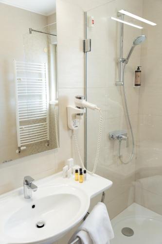 Hotel Jana - image 32
