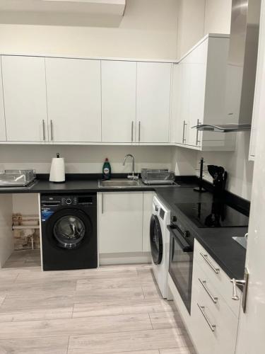 Caterine lodge in Greater London North