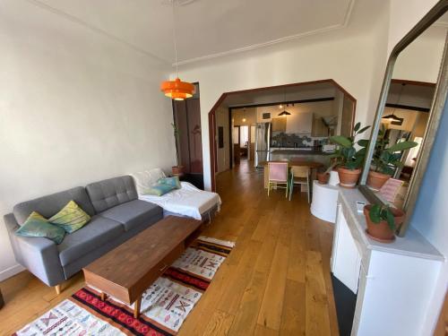 FLCbm - Spacious Apartment - 3 Bedrooms - St Charles