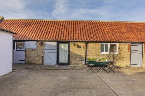 Facilities, 2 Bed in Hawsker oc-c30335 in High Hawsker