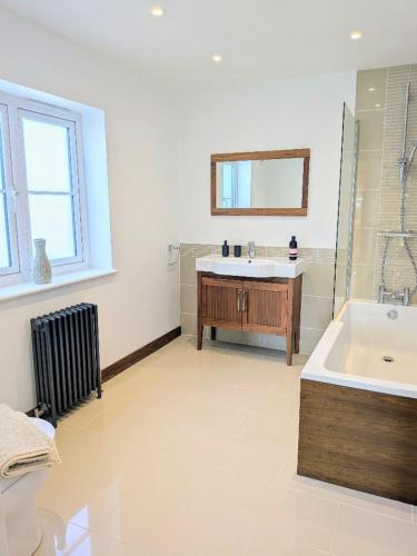 Coastal Whisper Sleeps 10 with Parking, Reighton (fotografie 4)