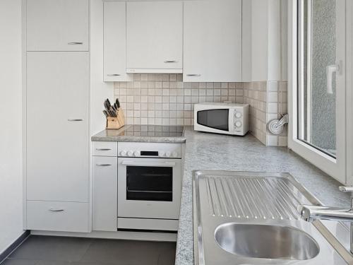 Beautiful and very central 2BR flat - Sky3, Curych (fotografie 4)