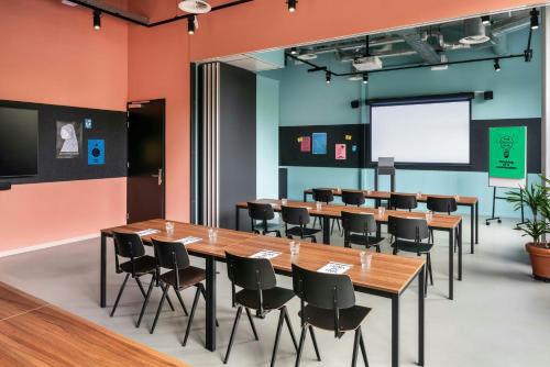 The Student Hotel Amsterdam City - image 28