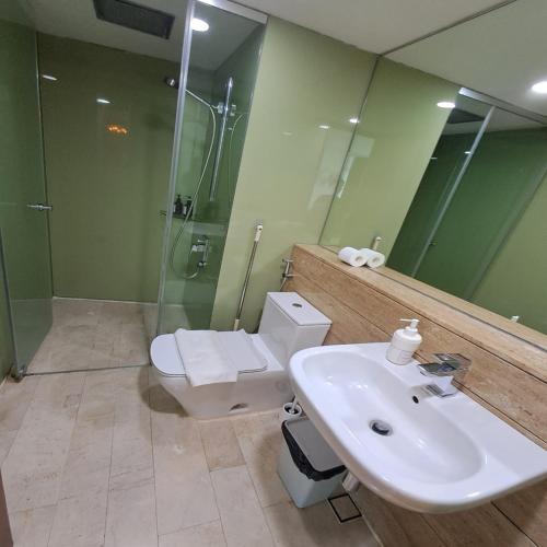 Vortex suites Klcc by vibe's - image 7