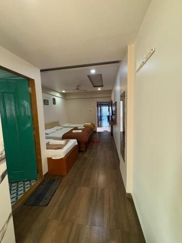 Room, deluxe