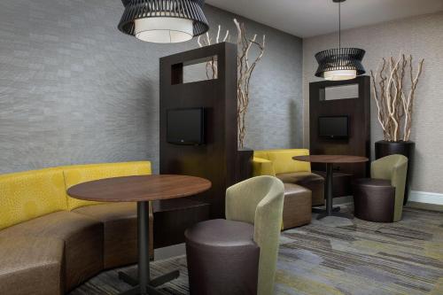 Courtyard by Marriott Portland Tigard - image 18