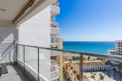 Mediterranean Beach Relax - Pool and Parking!